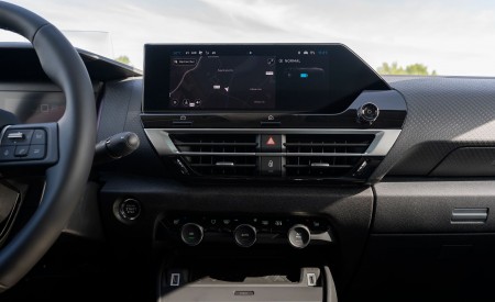 2023 Citroën ë-C4 X Central Console Wallpapers 450x275 (48)