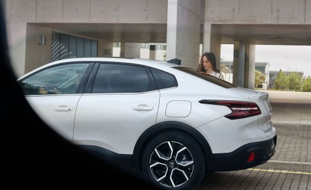 2023 Citroën ë-C4 X Detail Wallpapers  450x275 (23)