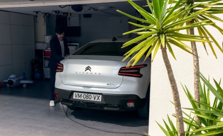 2023 Citroën ë-C4 X Detail Wallpapers 450x275 (27)