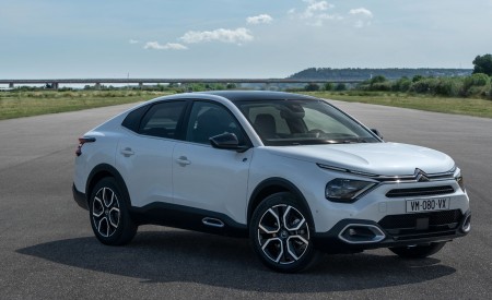 2023 Citroën ë-C4 X Front Three-Quarter Wallpapers  450x275 (34)