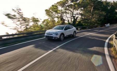 2023 Citroën ë-C4 X Front Three-Quarter Wallpapers  450x275 (13)
