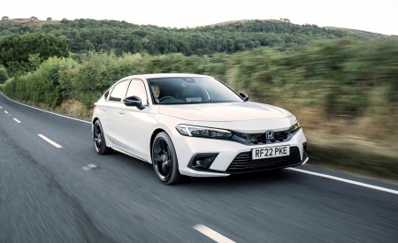 2023 Honda Civic e:HEV (UK-Spec) Front Three-Quarter Wallpapers 450x275 (53)