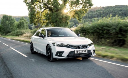 2023 Honda Civic e:HEV (UK-Spec) Front Three-Quarter Wallpapers 450x275 (54)