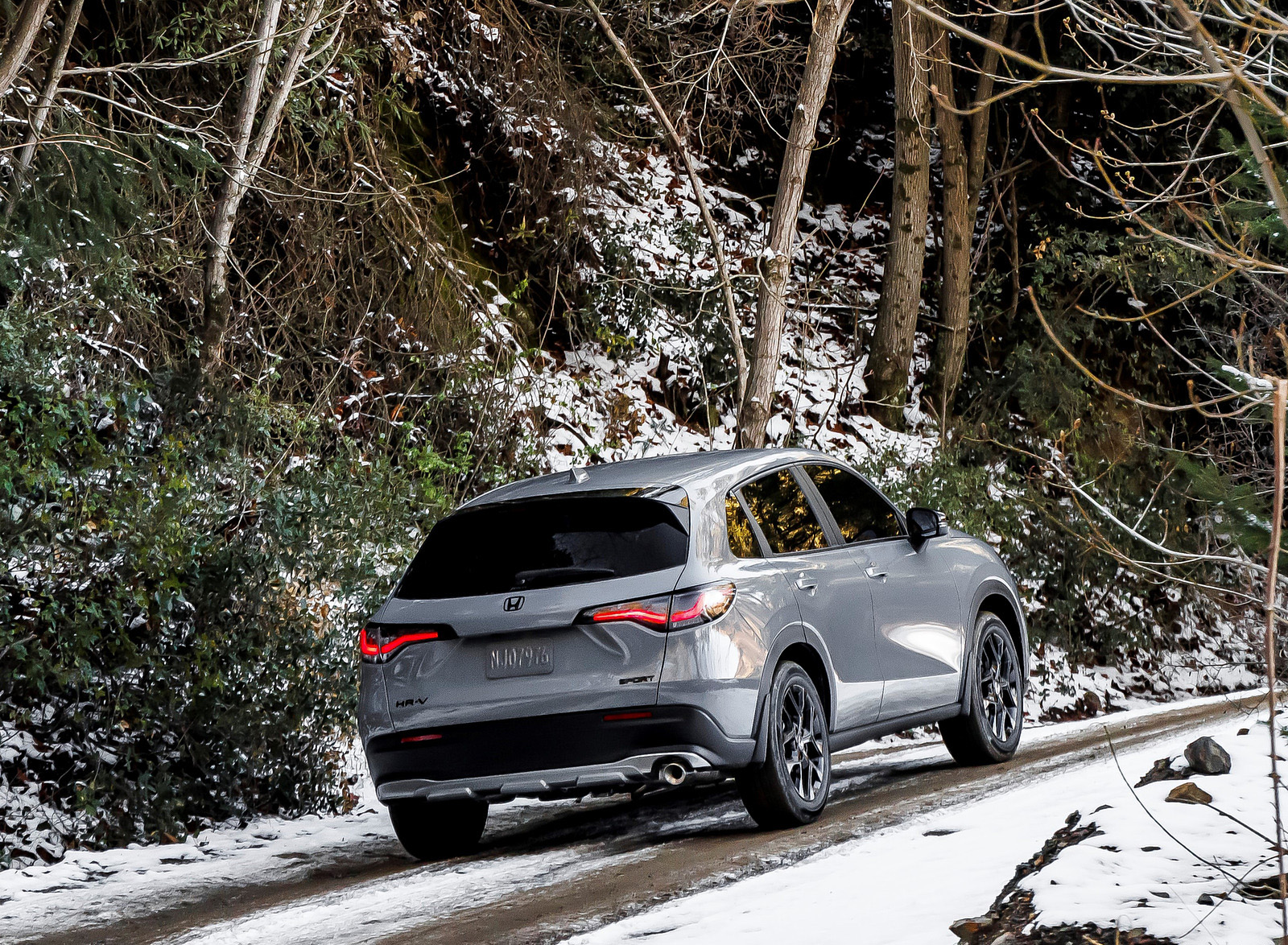 2023 Honda HR-V Sport (US-Spec) Rear Three-Quarter Wallpapers (15)