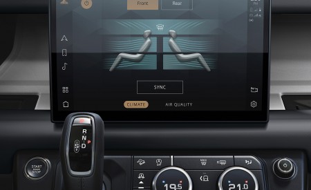 2023 Land Rover Defender 130 Central Console Wallpapers 450x275 (34)