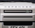 2023 Land Rover Defender 130 Grille Wallpapers  150x120 (23)