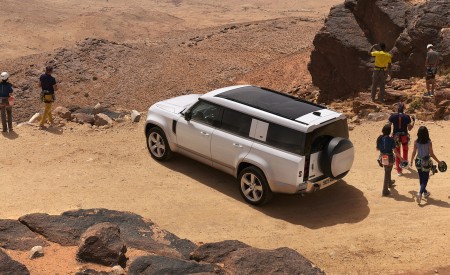 2023 Land Rover Defender 130 Rear Three-Quarter Wallpapers  450x275 (9)