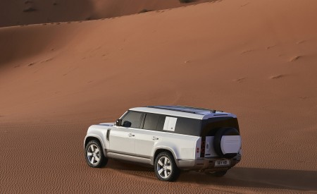 2023 Land Rover Defender 130 Rear Three-Quarter Wallpapers 450x275 (5)