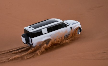 2023 Land Rover Defender 130 Side Wallpapers  450x275 (7)