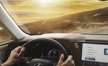 2023 Lexus RX 350 Interior Detail Wallpapers 450x275 (78)