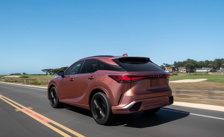 2023 Lexus RX 500h F SPORT DIRECT4 (Color: Sonic Copper) Rear Three-Quarter Wallpapers 450x275 (12)