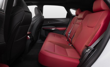 2023 Lexus RX 500h F SPORT Performance Interior Rear Seats Wallpapers 450x275 (68)
