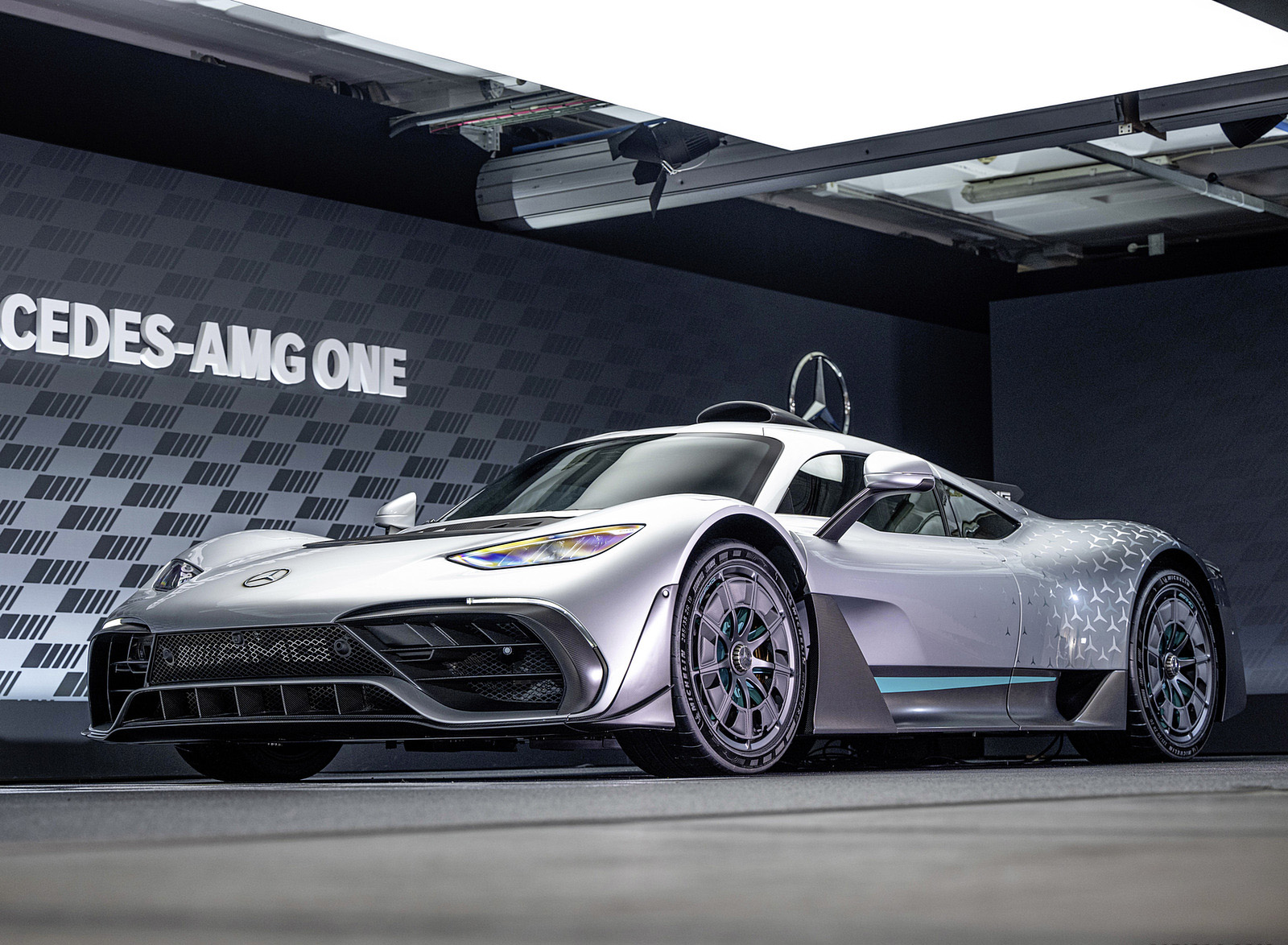2023 Mercedes-Benz AMG ONE Front Three-Quarter Wallpapers (11)