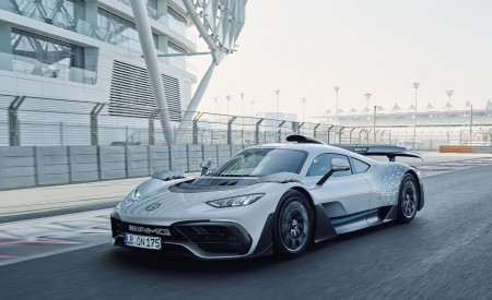 2023 Mercedes-Benz AMG ONE Front Three-Quarter Wallpapers 450x275 (2)