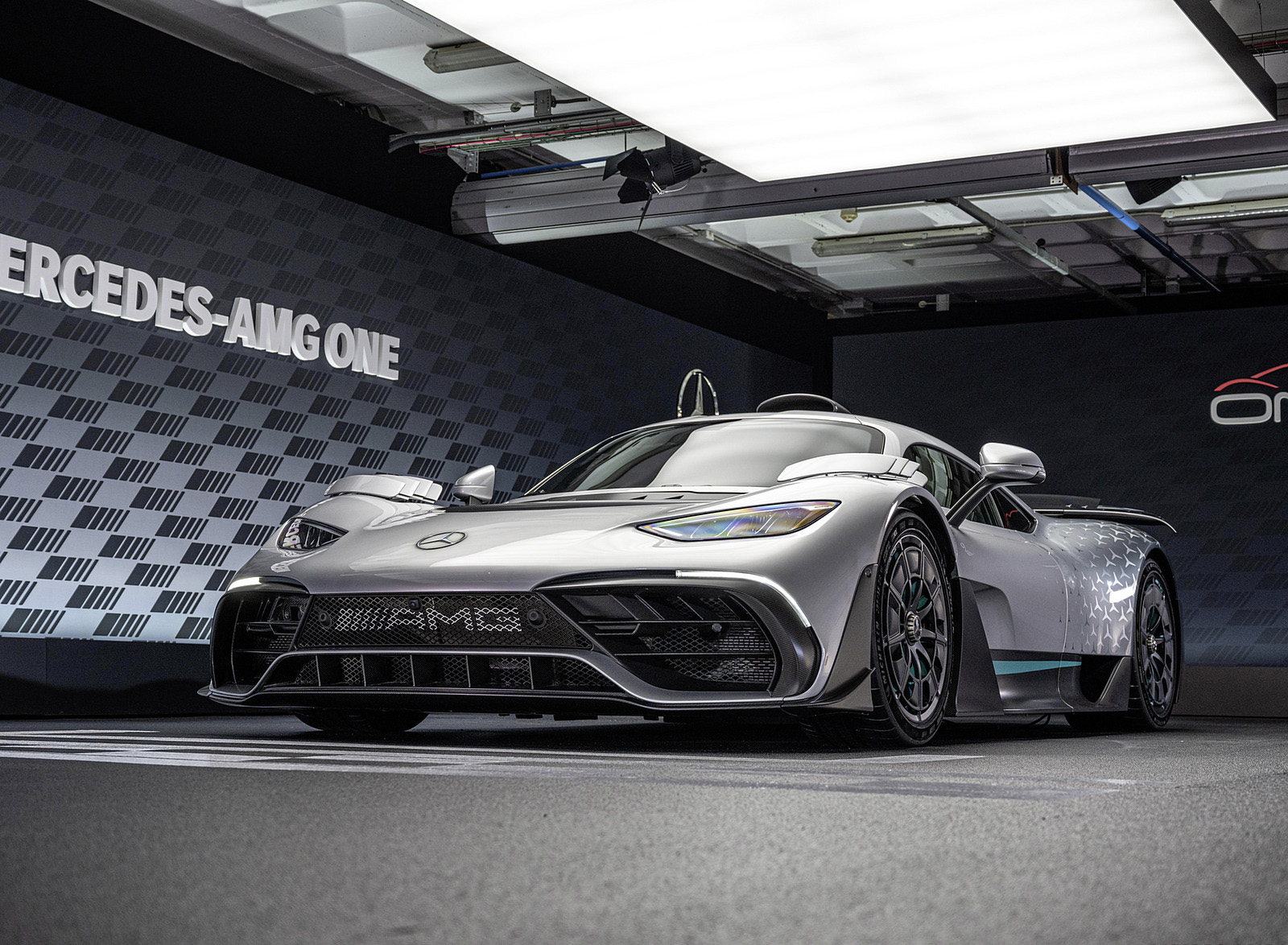 2023 Mercedes-Benz AMG ONE Front Three-Quarter Wallpapers  (12)