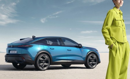 2023 Peugeot 408 PHEV (Color: Obsession Blue) Rear Three-Quarter Wallpapers 450x275 (18)