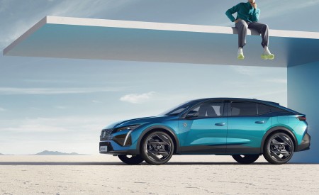 2023 Peugeot 408 PHEV (Color: Obsession Blue) Side Wallpapers 450x275 (26)