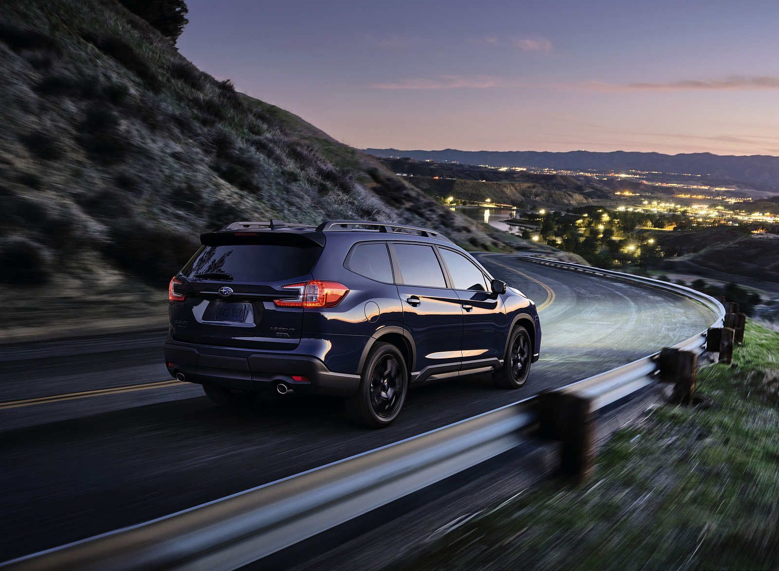 2023 Subaru Ascent Rear Three-Quarter Wallpapers (2)