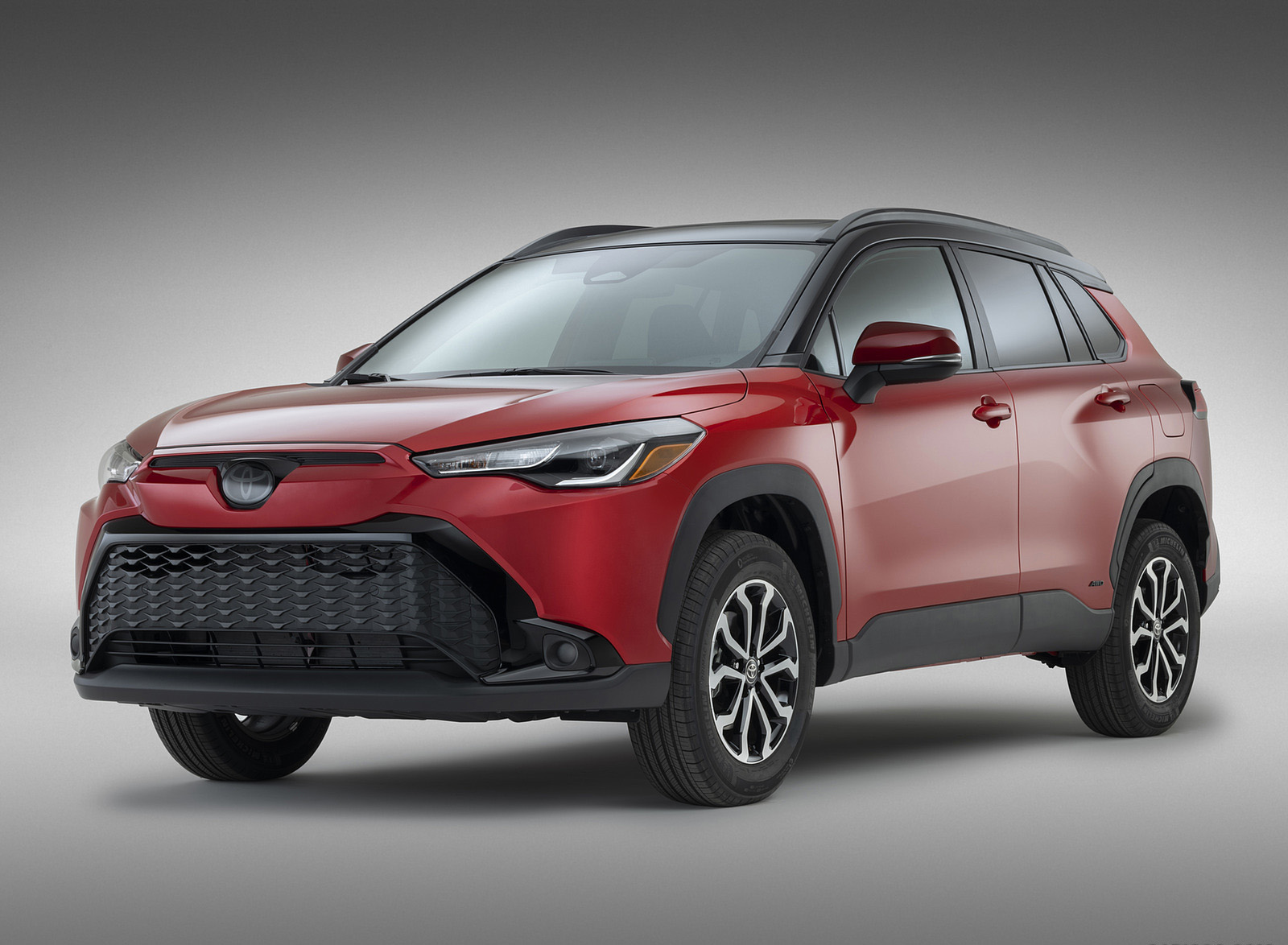 2023 Toyota Corolla Cross Hybrid SE Front Three-Quarter Wallpapers (13)