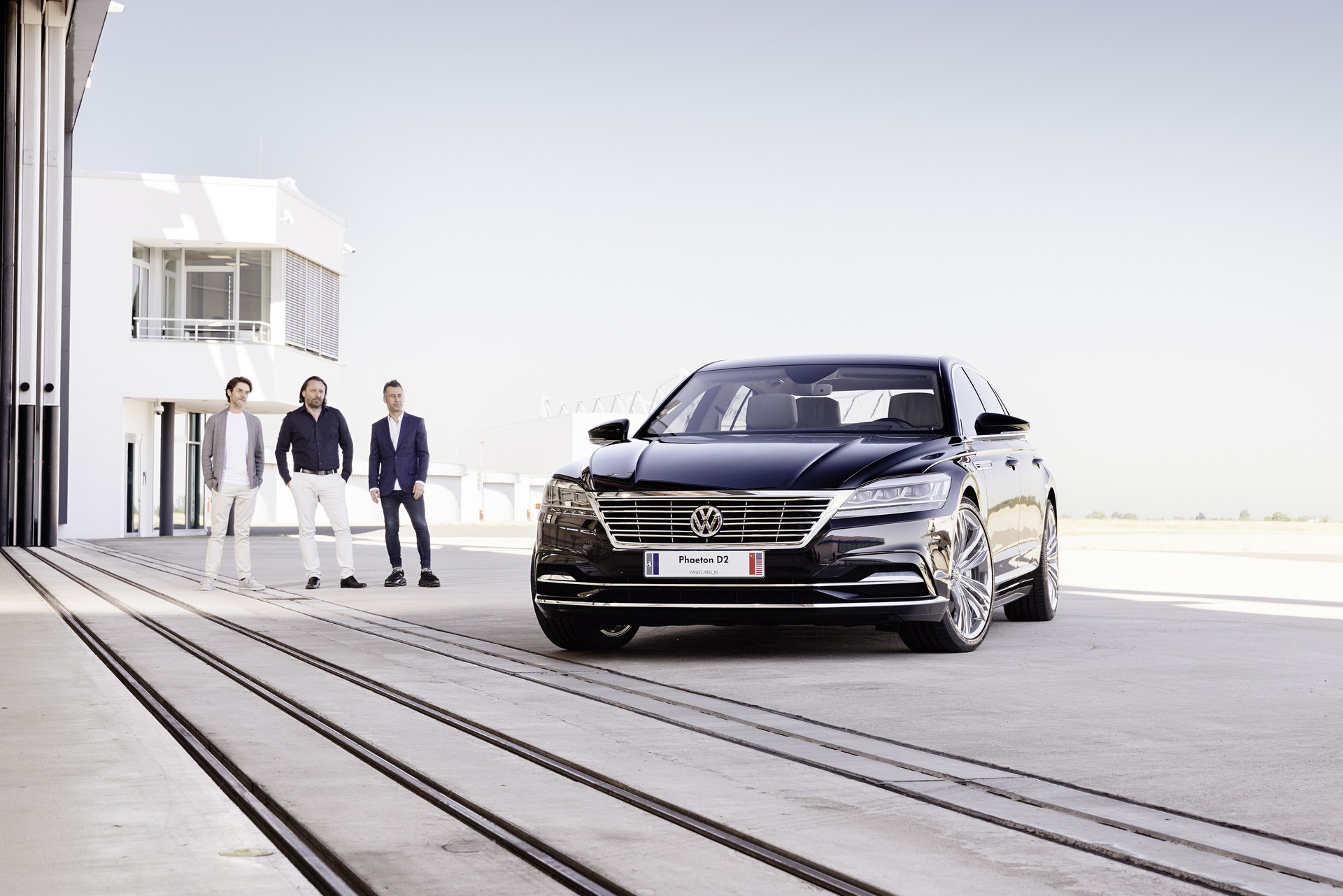 2016 Volkswagen Phaeton D2 Concept Front Wallpapers  (6)