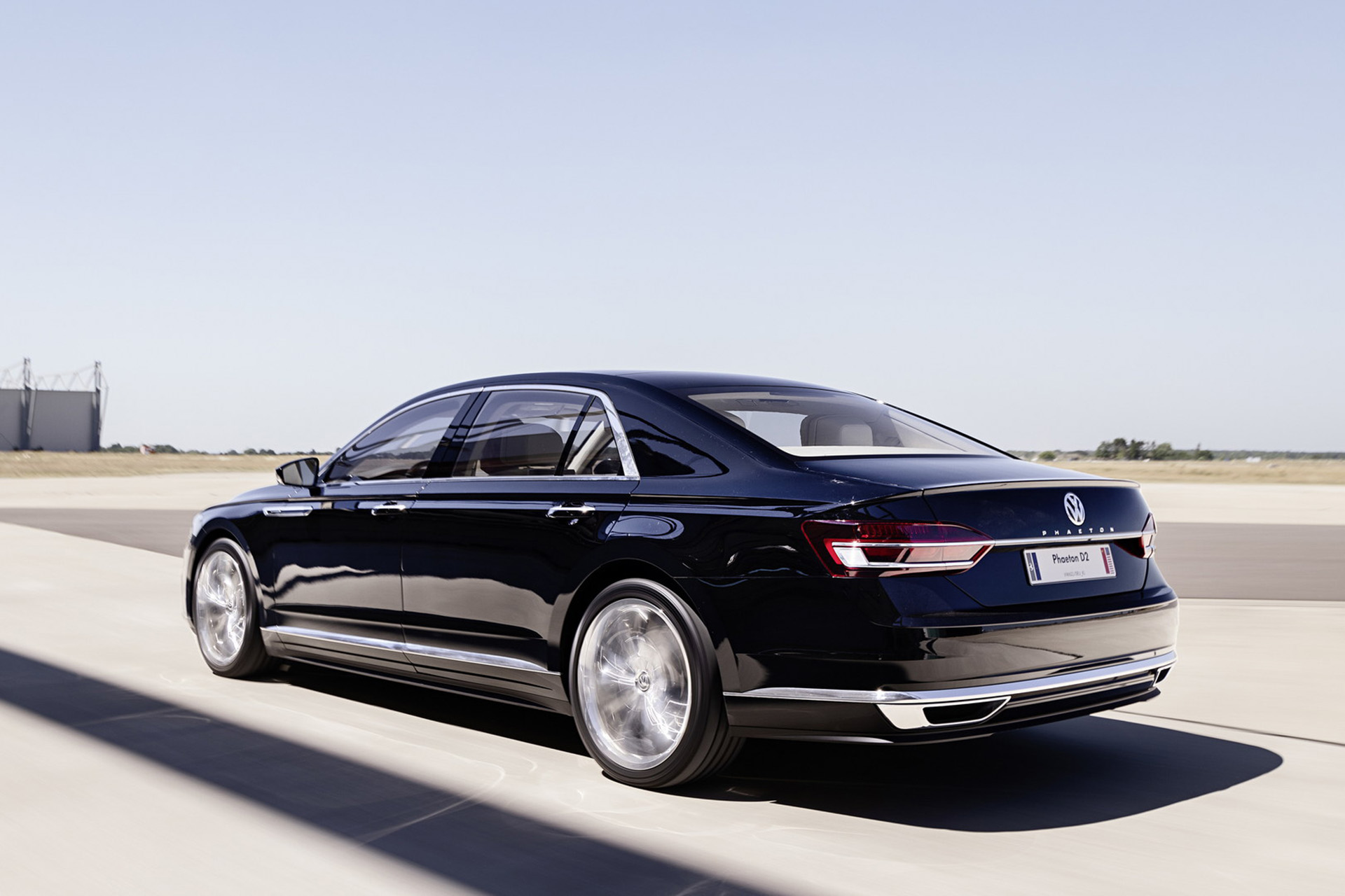 2016 Volkswagen Phaeton D2 Concept Rear Three-Quarter Wallpapers (2)