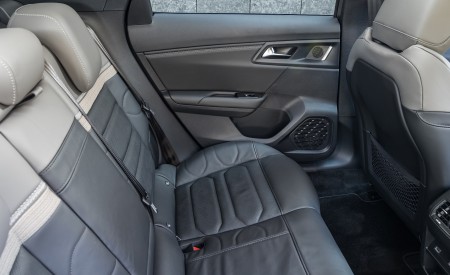 2022 Citroën C5 X Hybrid Rear Three-Quarter Wallpapers 450x275 (32)