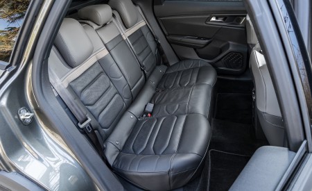 2022 Citroën C5 X Hybrid Rear Three-Quarter Wallpapers 450x275 (33)