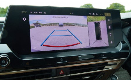 2022 Citroën C5 X Hybrid UK version Central Console Wallpapers 450x275 (57)