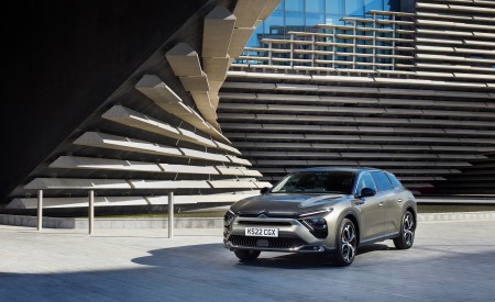 2022 Citroën C5 X Hybrid UK version Front Three-Quarter Wallpapers 450x275 (23)