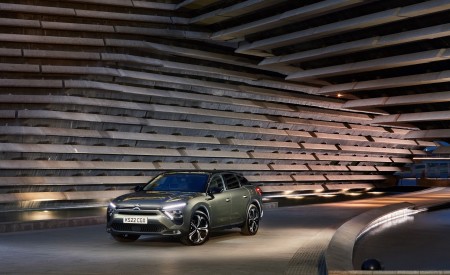 2022 Citroën C5 X Hybrid UK version Front Three-Quarter Wallpapers  450x275 (27)