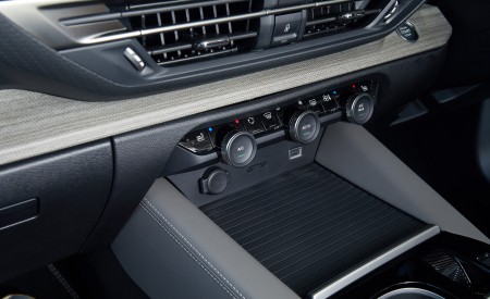 2022 Citroën C5 X Hybrid UK version Interior Detail Wallpapers  450x275 (60)