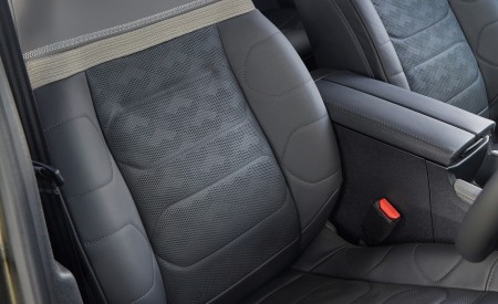2022 Citroën C5 X Hybrid UK version Interior Front Seats Wallpapers 450x275 (69)