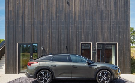 2022 Citroën C5 X Hybrid UK version Side Wallpapers 450x275 (20)