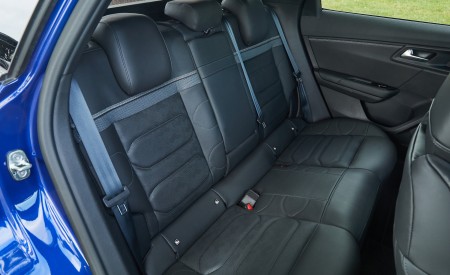 2022 Citroën C5 X UK version Interior Rear Seats Wallpapers 450x275 (31)