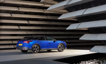 2022 Citroën C5 X UK version Rear Three-Quarter Wallpapers 450x275 (10)