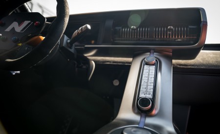 2022 Hyundai N Vision 74 Concept Central Console Wallpapers 450x275 (21)