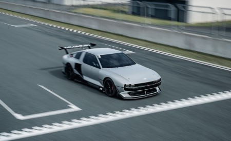 2022 Hyundai N Vision 74 Concept Front Three-Quarter Wallpapers 450x275 (8)