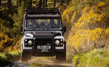 2022 Land Rover Classic Defender Works V8 Trophy II Front Wallpapers 450x275 (5)