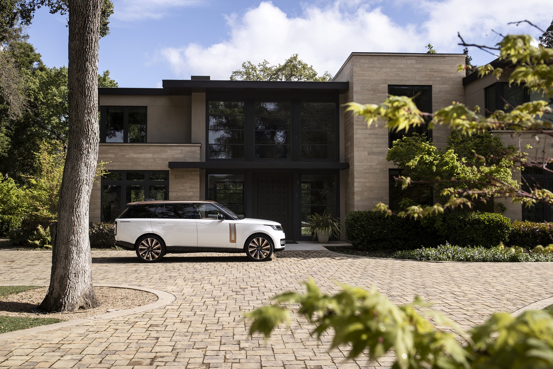 2022 Land Rover Range Rover SV Serenity Side Wallpapers (15)