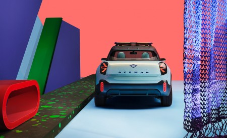 2022 MINI Aceman Concept Rear Wallpapers 450x275 (17)