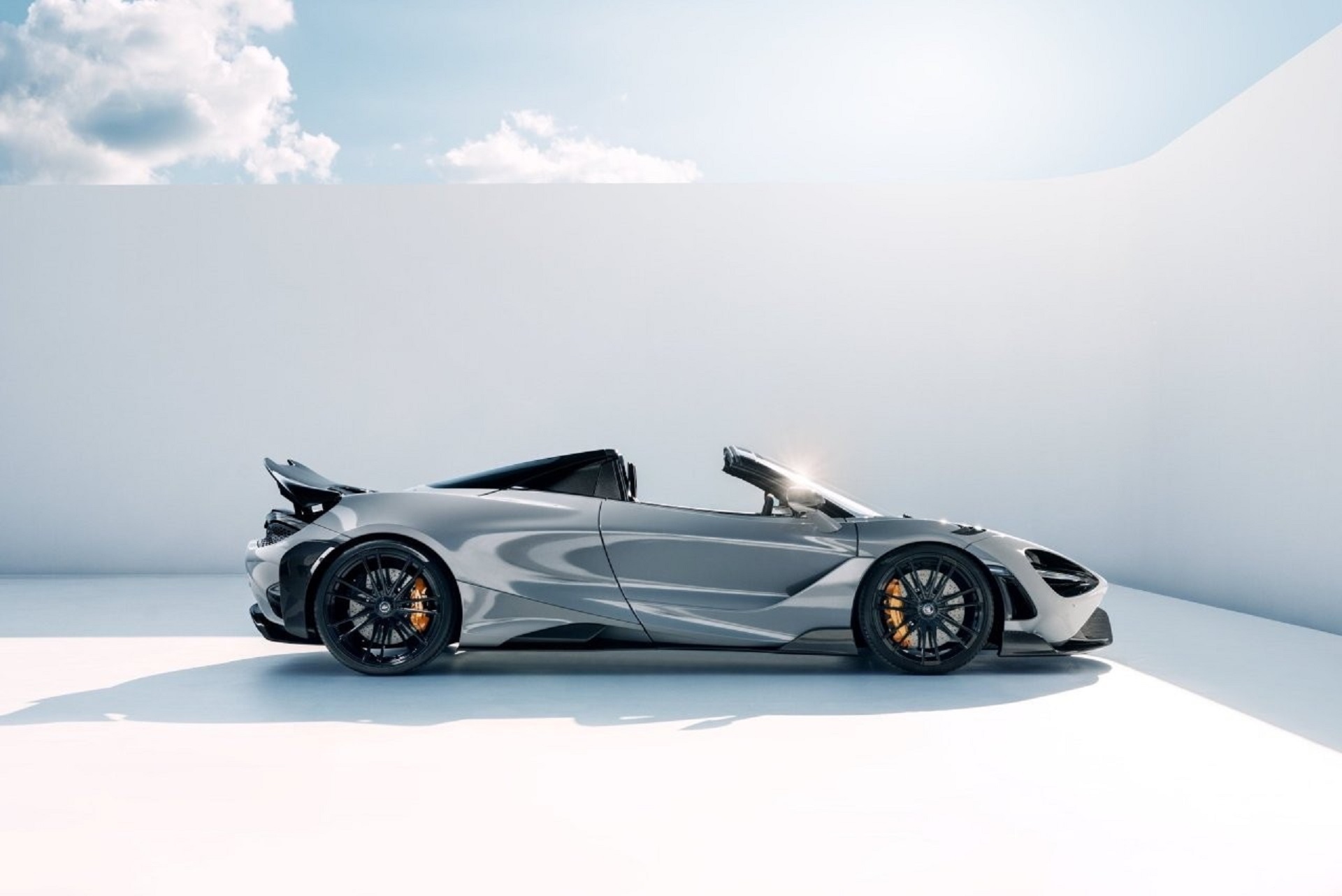 2022 McLaren 765LT Spider by Novitec Side Wallpapers (4)