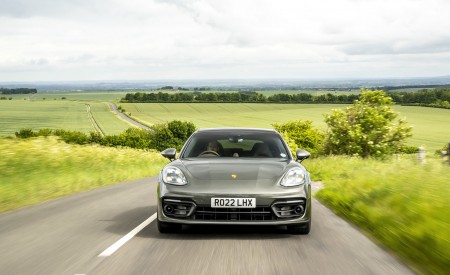 2022 Porsche Panamera 4 E-Hybrid Sport Turismo Platinum Edition (UK-Spec) Front Wallpapers 450x275 (4)