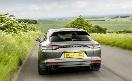 2022 Porsche Panamera 4 E-Hybrid Sport Turismo Platinum Edition (UK-Spec) Rear Wallpapers 450x275 (6)