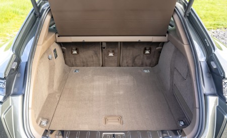 2022 Porsche Panamera 4 E-Hybrid Sport Turismo Platinum Edition (UK-Spec) Trunk Wallpapers 450x275 (25)