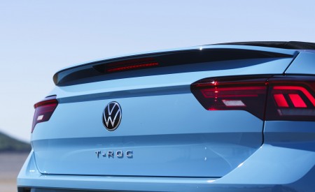 2022 Volkswagen T-Roc Cabriolet (UK-Spec) Detail Wallpapers  450x275 (32)