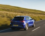 2022 Volkswagen T-Roc R (UK-Spec) Rear Three-Quarter Wallpapers 150x120 (15)