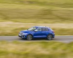 2022 Volkswagen T-Roc R (UK-Spec) Side Wallpapers 150x120 (7)