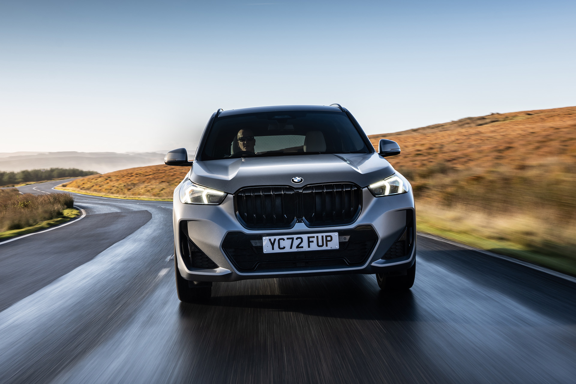 2023 BMW X1 xDrive23i M Sport (UK-Spec) Front Wallpapers (4)