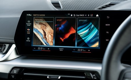 2023 BMW X1 xDrive23i xLine UK version Central Console Wallpapers 450x275 (29)