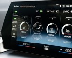2023 BMW X1 xDrive23i xLine (UK-Spec) Central Console Wallpapers 150x120 (31)